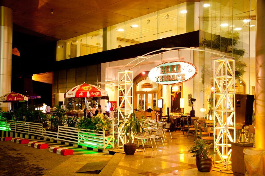 Thumrin Thana Hotel Trang Eksteriør bilde